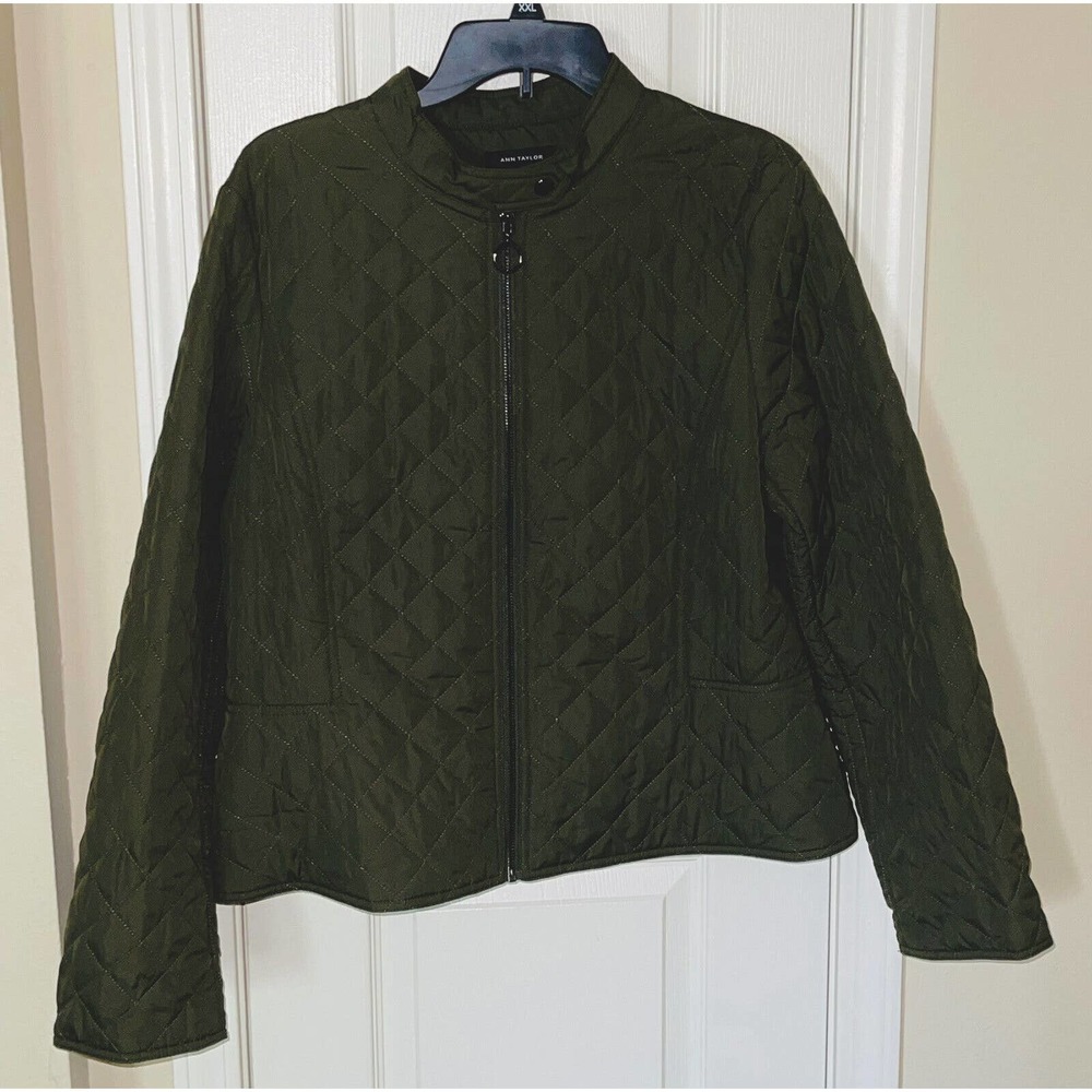 Women's Ann Taylor Quilted Lightweight Full Zip Green Jacket No Pockets Size M